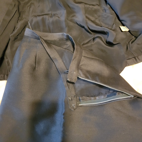 True Vintage Womens Blk Cropped 3/4 Sleeve Blazer With skirt & Cami Suit Set s:S - Picture 12 of 16